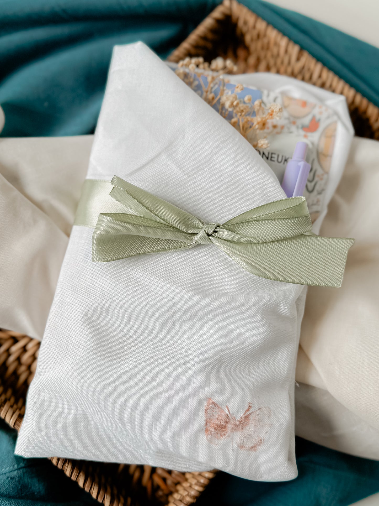 Enchanted E-Date